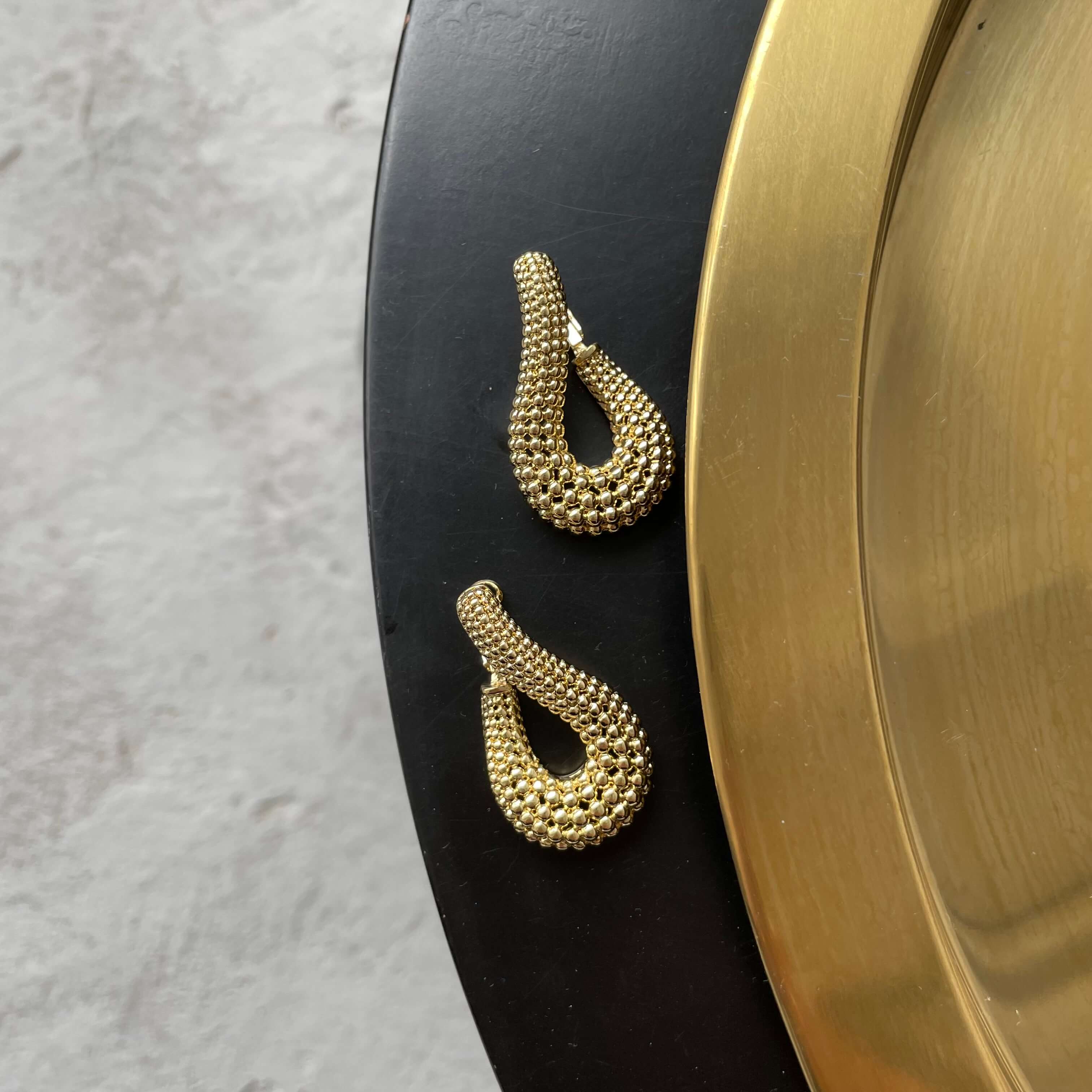 картинка Серьги "Golden curl"