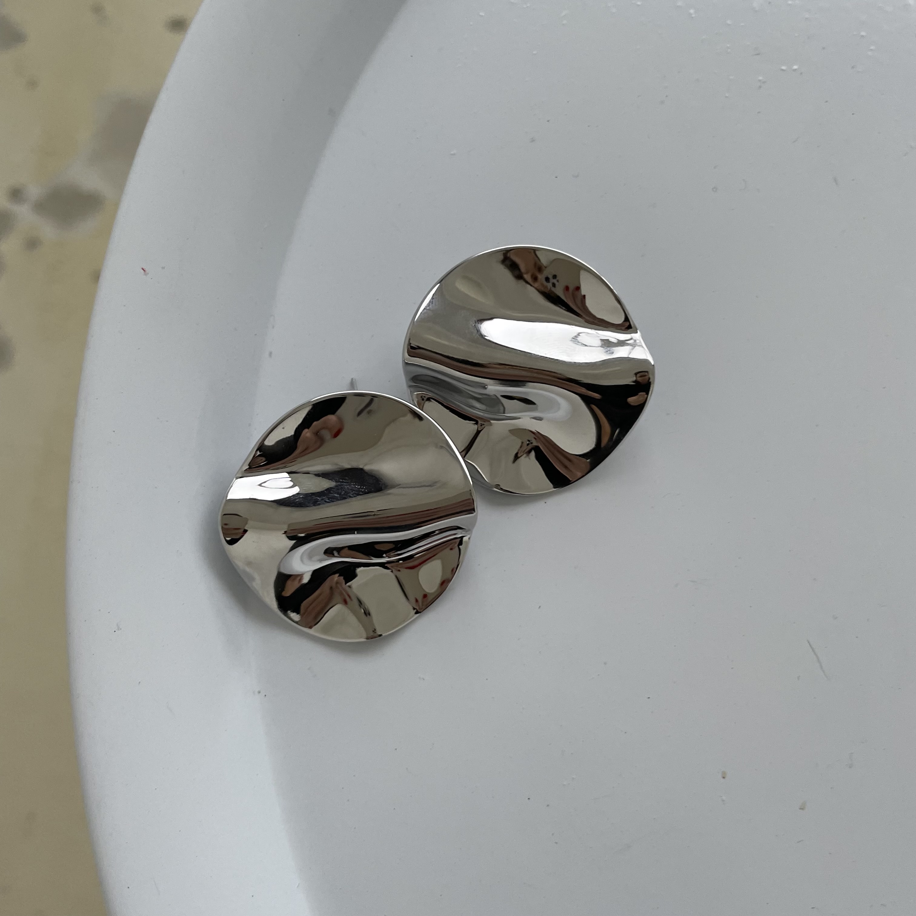 картинка Серьги "Мятый металл"