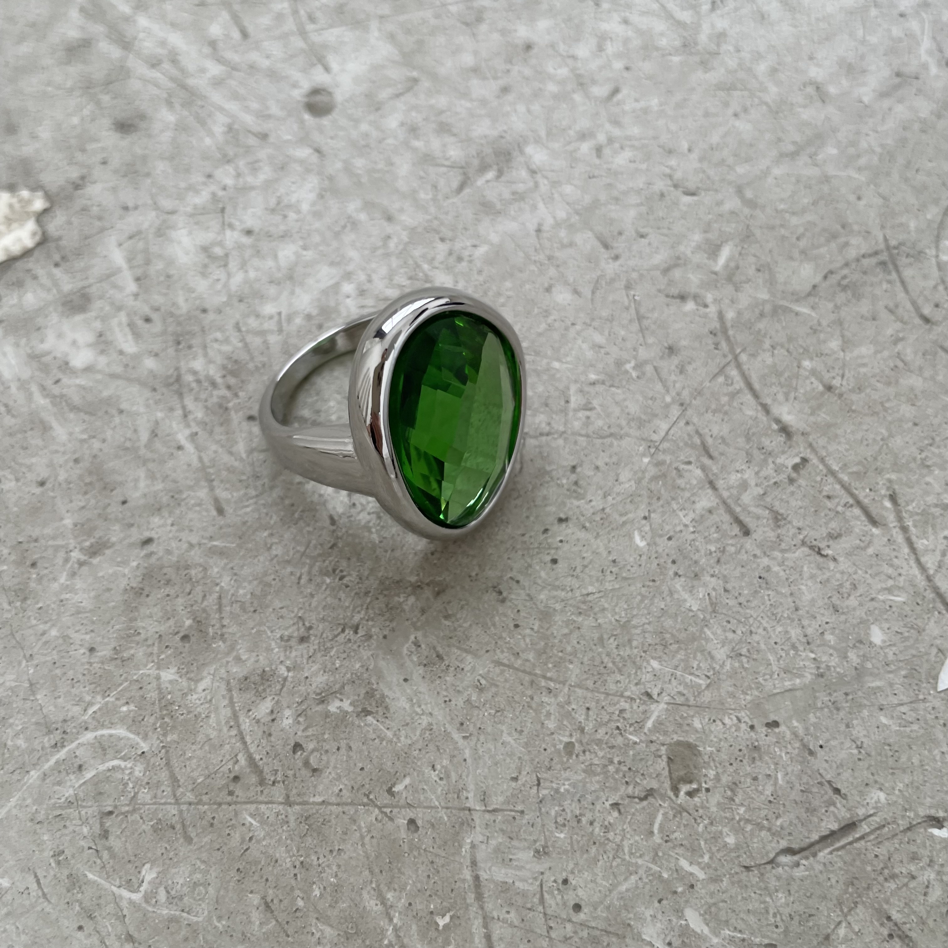 картинка Кольцо "Green"