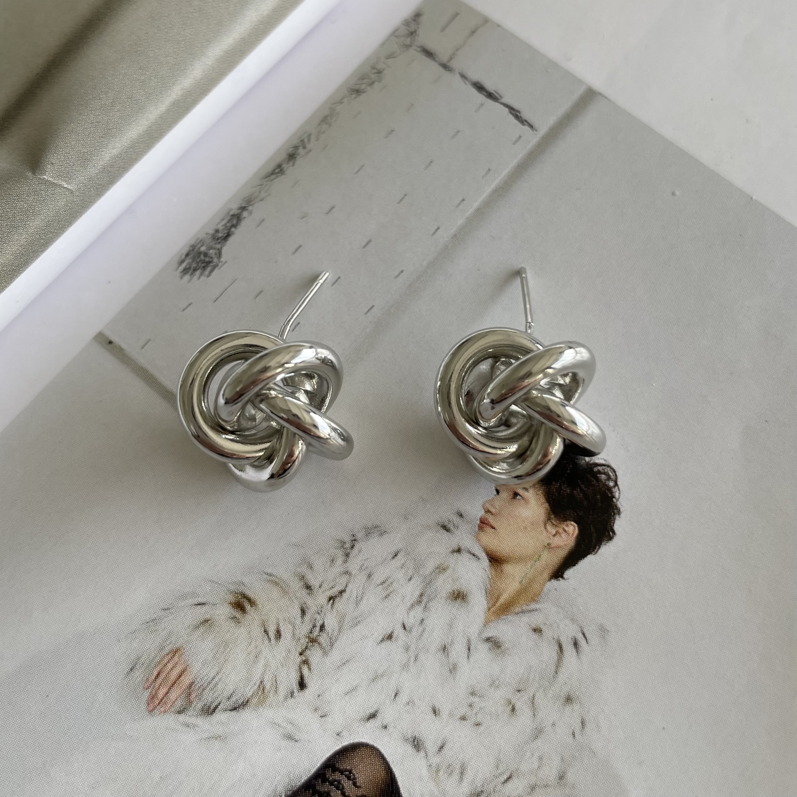 картинка Серьги "Silver knot"