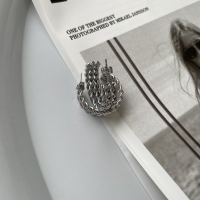картинка Серьги "Тhree chains"
