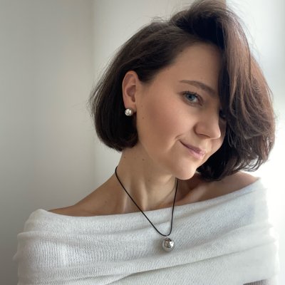 картинка Кулон на шнурке "Серебряный шар"