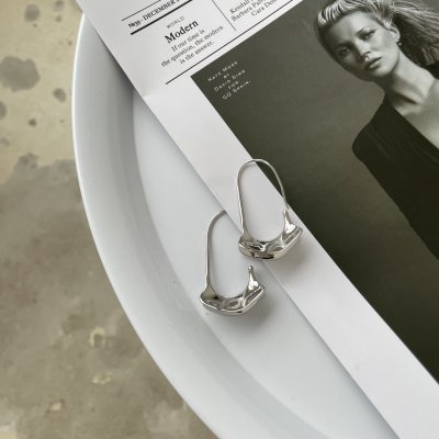 картинка Серьги "Silver Charlotte""