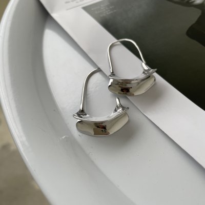 картинка Серьги "Silver Charlotte""