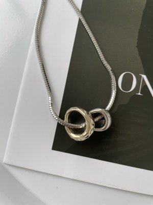картинка Цепь с кулоном "Rings"