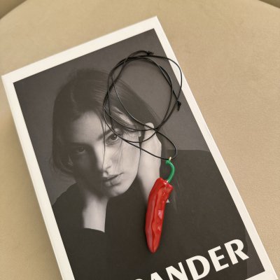 картинка Кулон на шнурке "Red pepper"