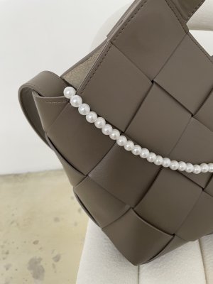 картинка Жемчужные бусы для сумки "Trendy"